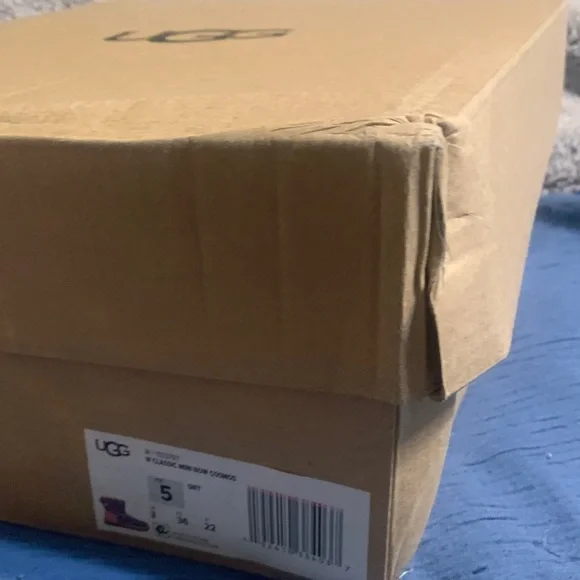 Rare Uggs Brand New Discontinued Sparkly Pink/Purple Boots Amazingly Beautiful - Picture 11 of 11